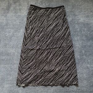 Diane Von Furstenberg Black and White Wave-Print Midi Skirt